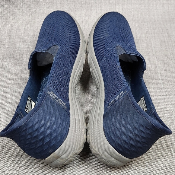 Skechers Slip-on Navy Blue Lightweight Walking Sneakers. 8 Women - Picture 7 of 10